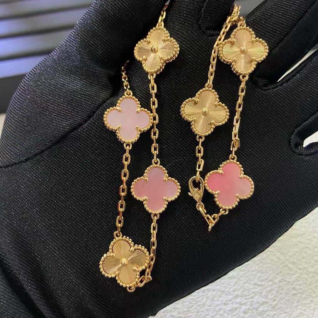 [Limara]CLOVER 10 MOTIFS  LASER PINK MOP NECKLACE