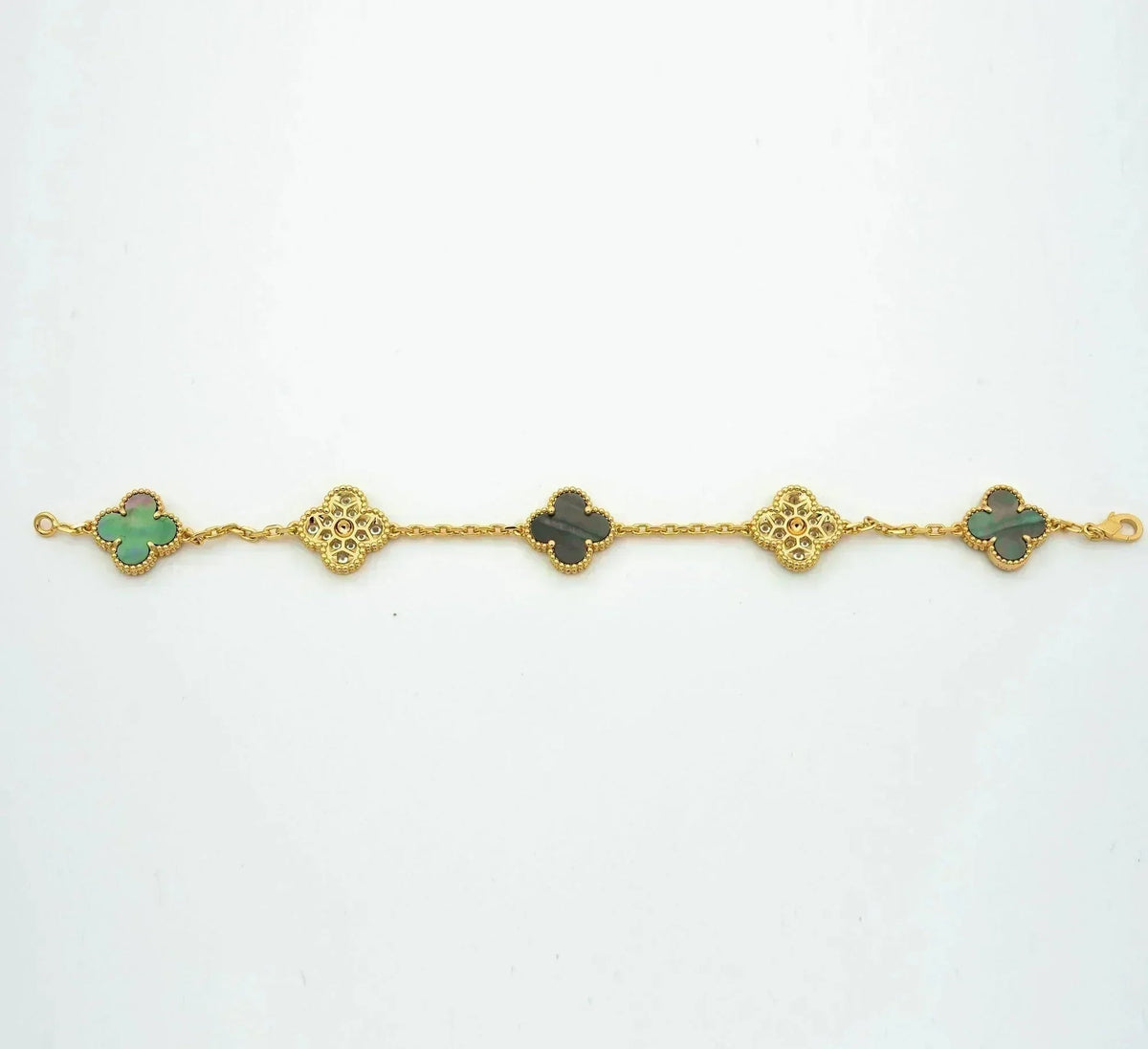 [Limara]LUCKY CLOVER 5-MOTIF BRACELET - GREY MOTHER-OF-PEARL COLLECTION
