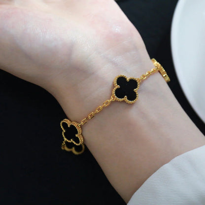 [Limara]LUCKY CLOVER 5-MOTIF BRACELET - BLACK OXNY COLLECTION