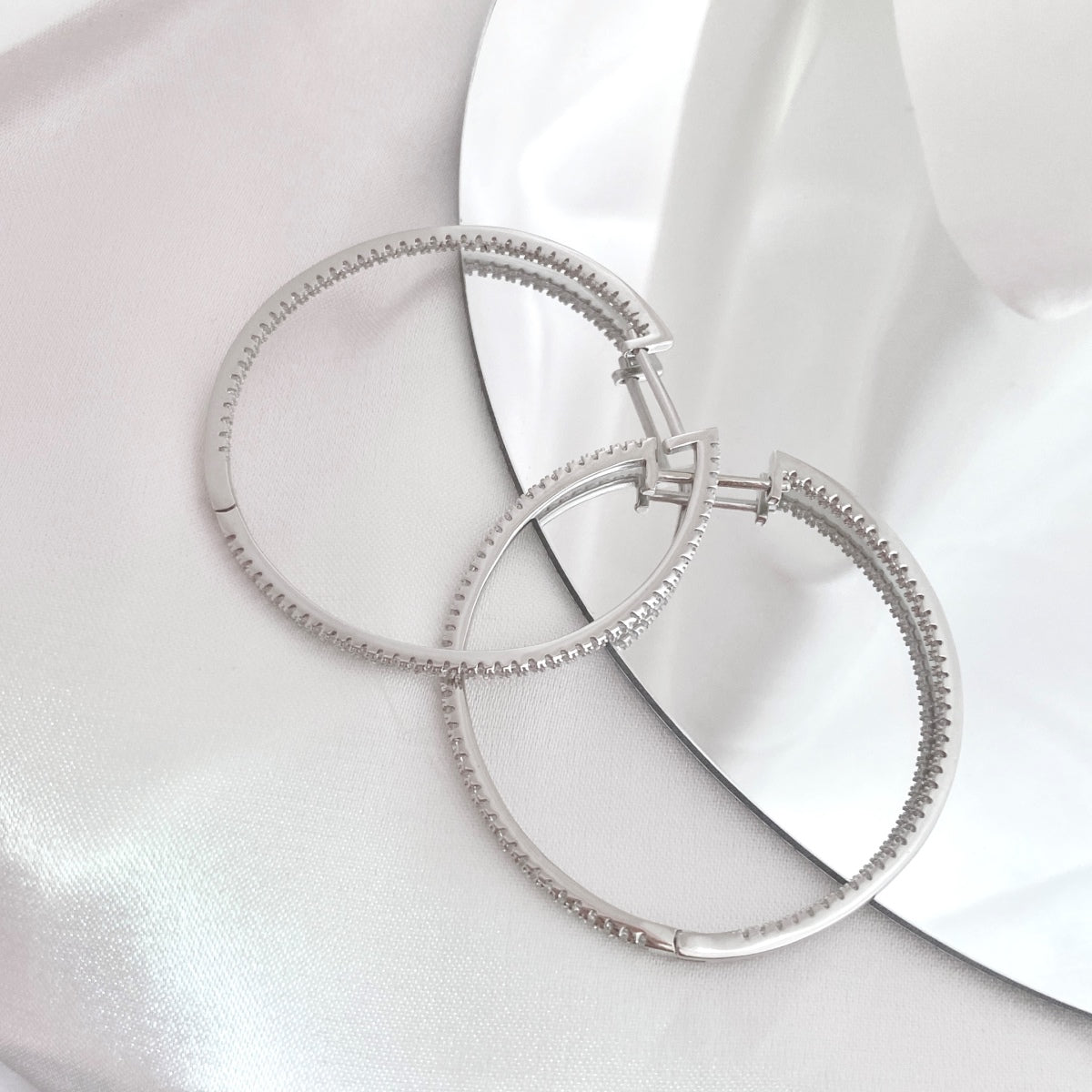 [Limara]Popular Large Hoop Earrings