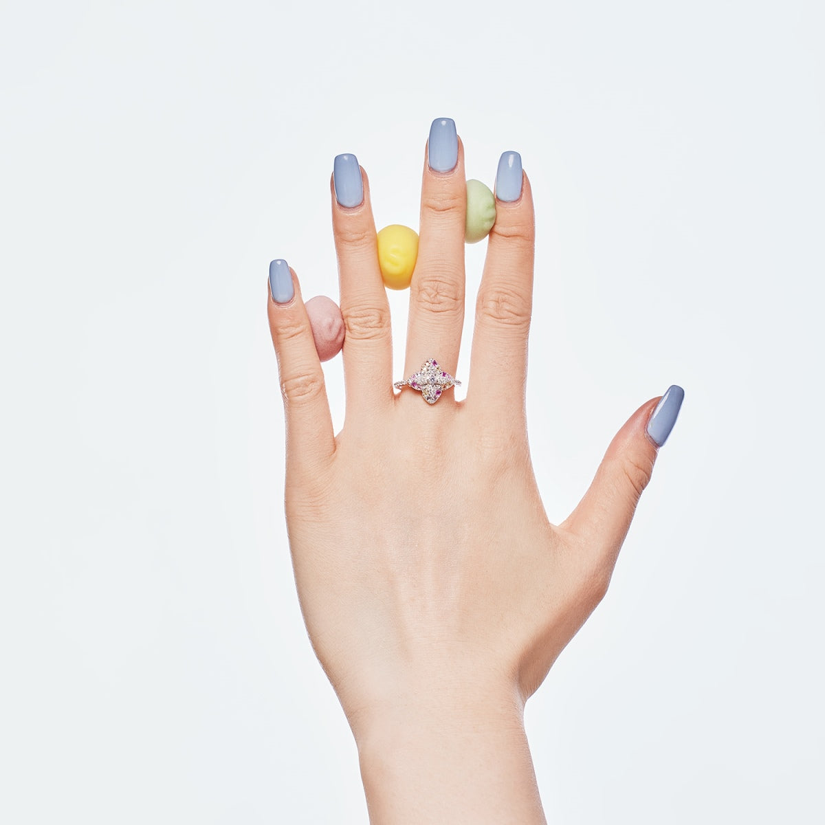 [Limara]Luxurious Colorful Flower Shape Banquet Ring