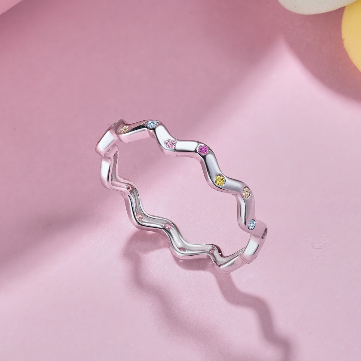 [Limara]Ornate Vibrant Round Cut Daily Ring