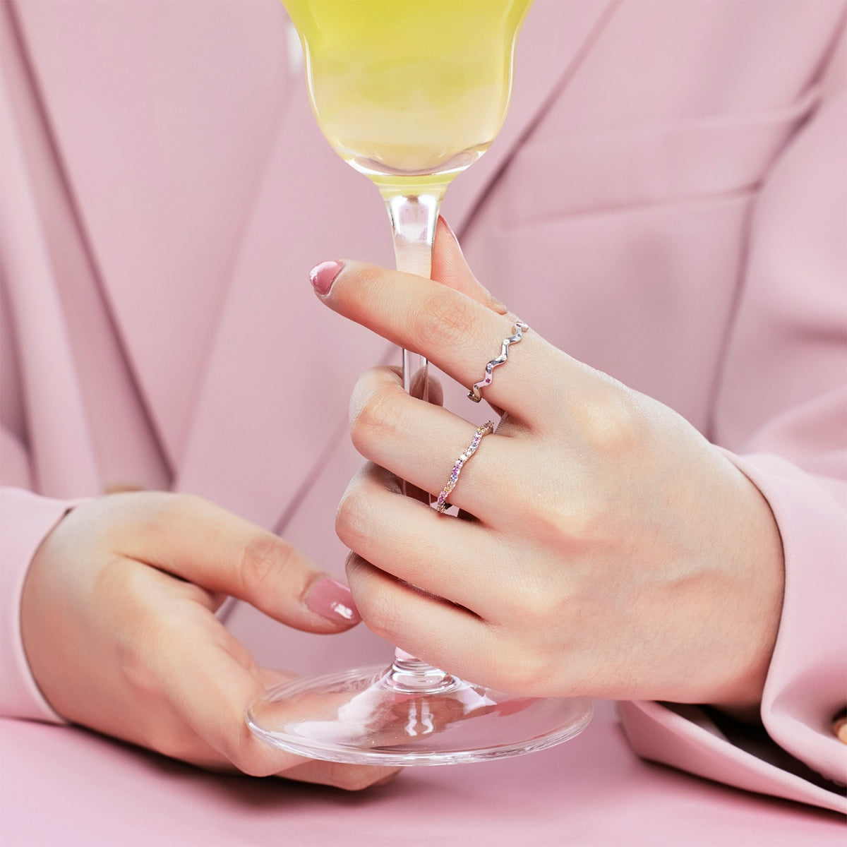 [Limara]Ornate Vibrant Round Cut Daily Ring