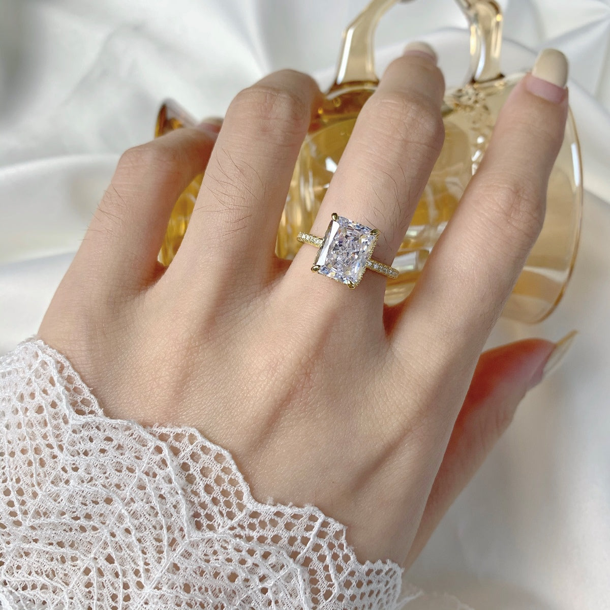 [Limara]4.0 Carat Luxurious Engagement Ring