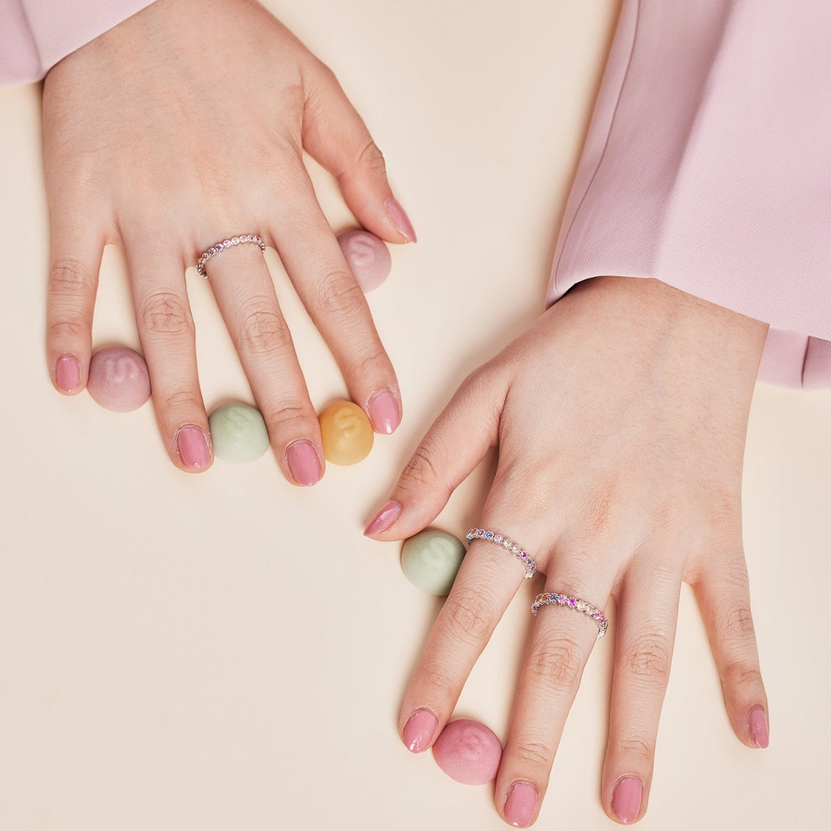 [Limara]Unique Scintillating Round Cut Daily Ring