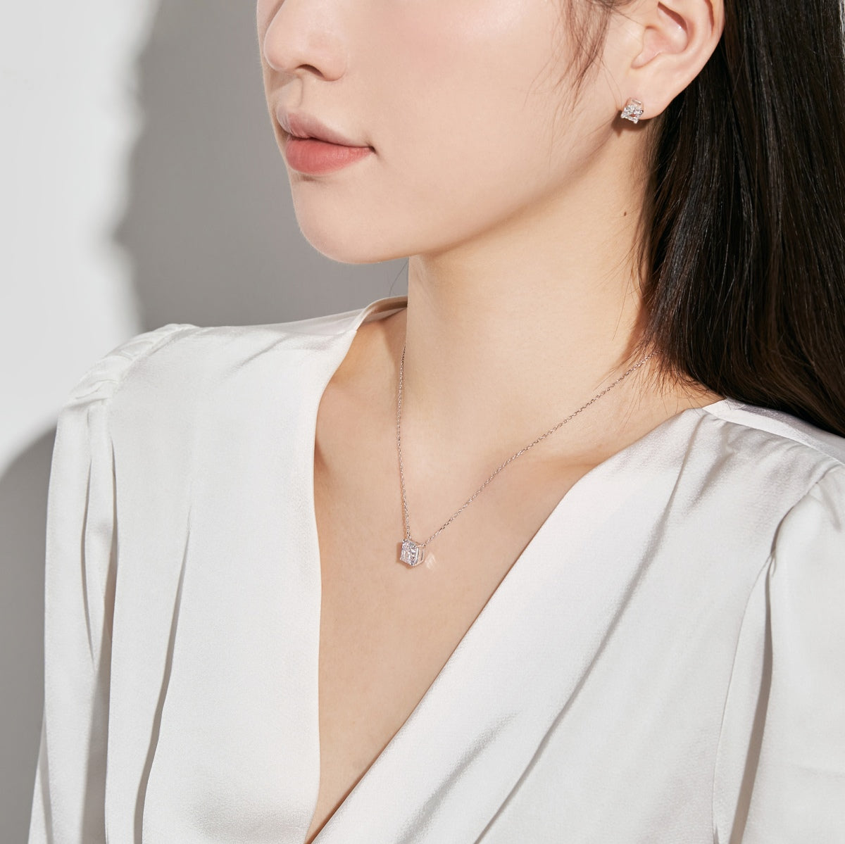 [Limara]1.0 Carat Radiant Princess Cut Wedding Earrings