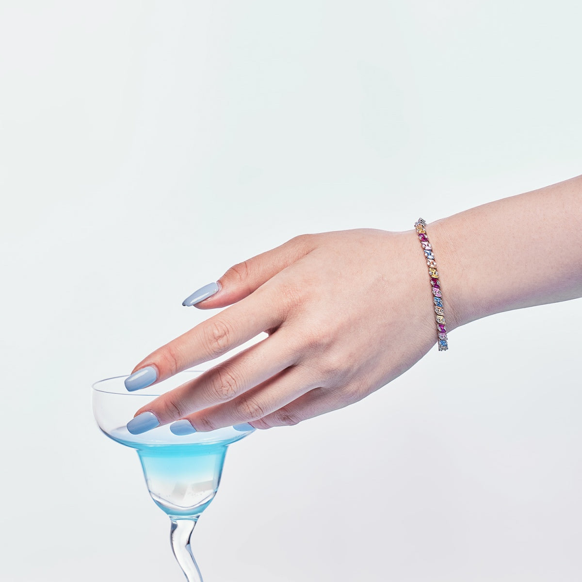 [Limara]Ornate Sparkling Multi Cut Party Bracelet