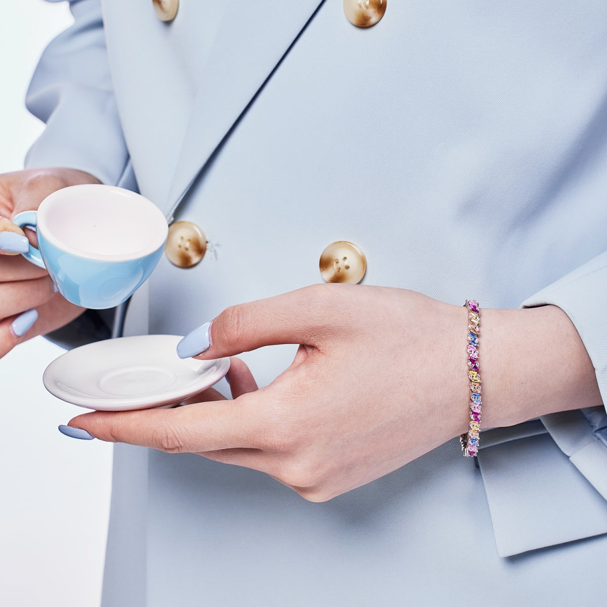 [Limara]Ornate Sparkling Multi Cut Party Bracelet