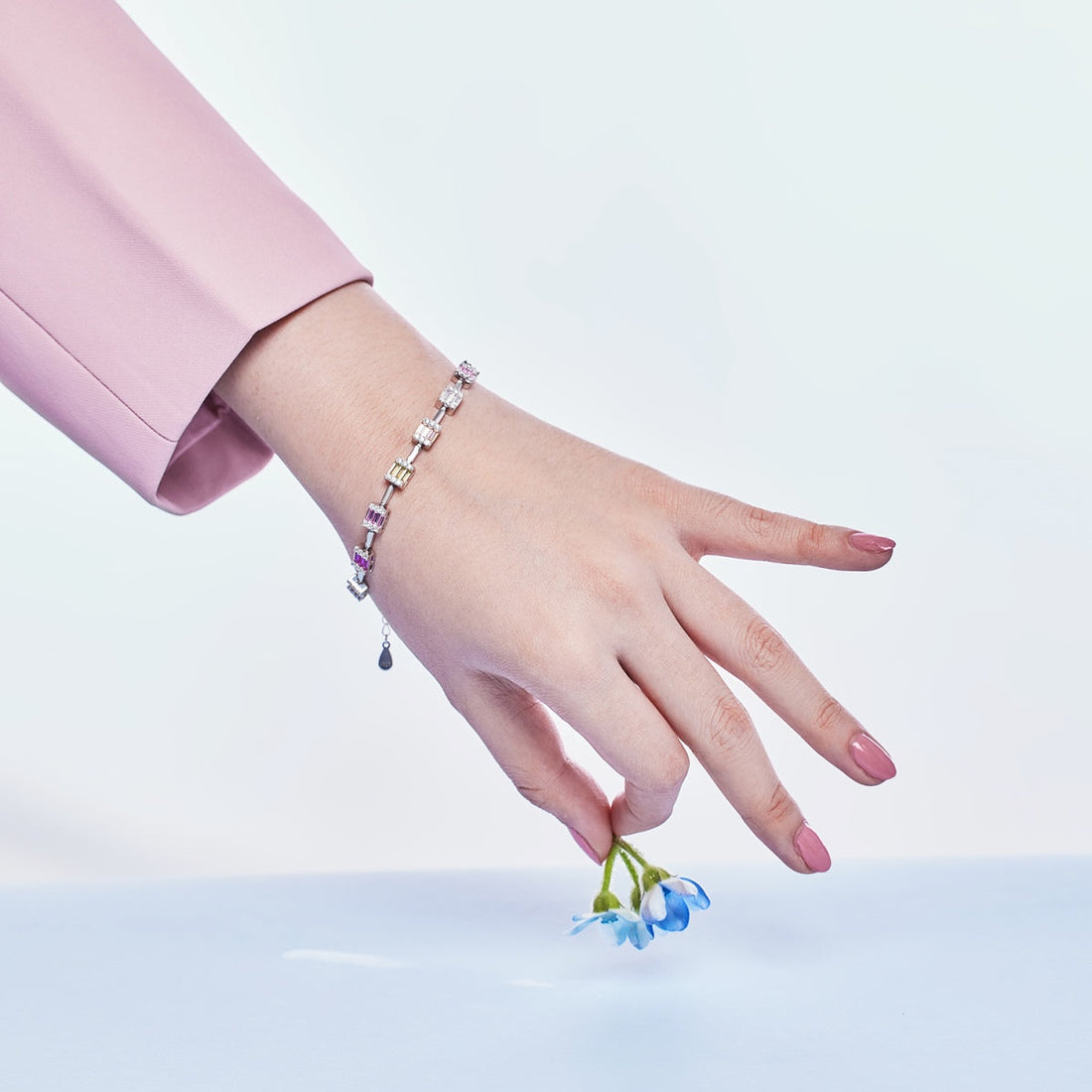 [Limara]Dainty Charming Emerald Cut Daily Bracelet