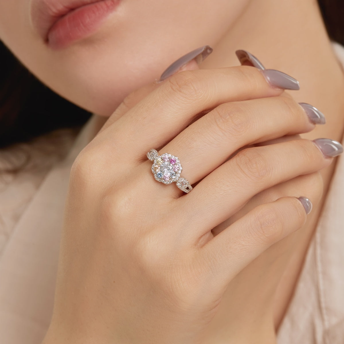 [Limara]Delicate Colorful Round Cut Flower Shape Wedding Ring
