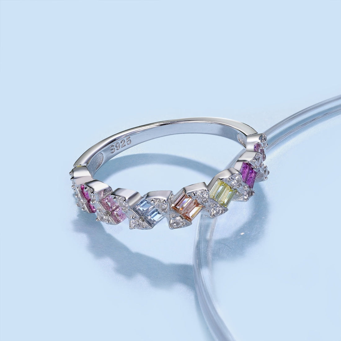 [Limara]Delicate Vibrant Emerald Cut Daily Ring