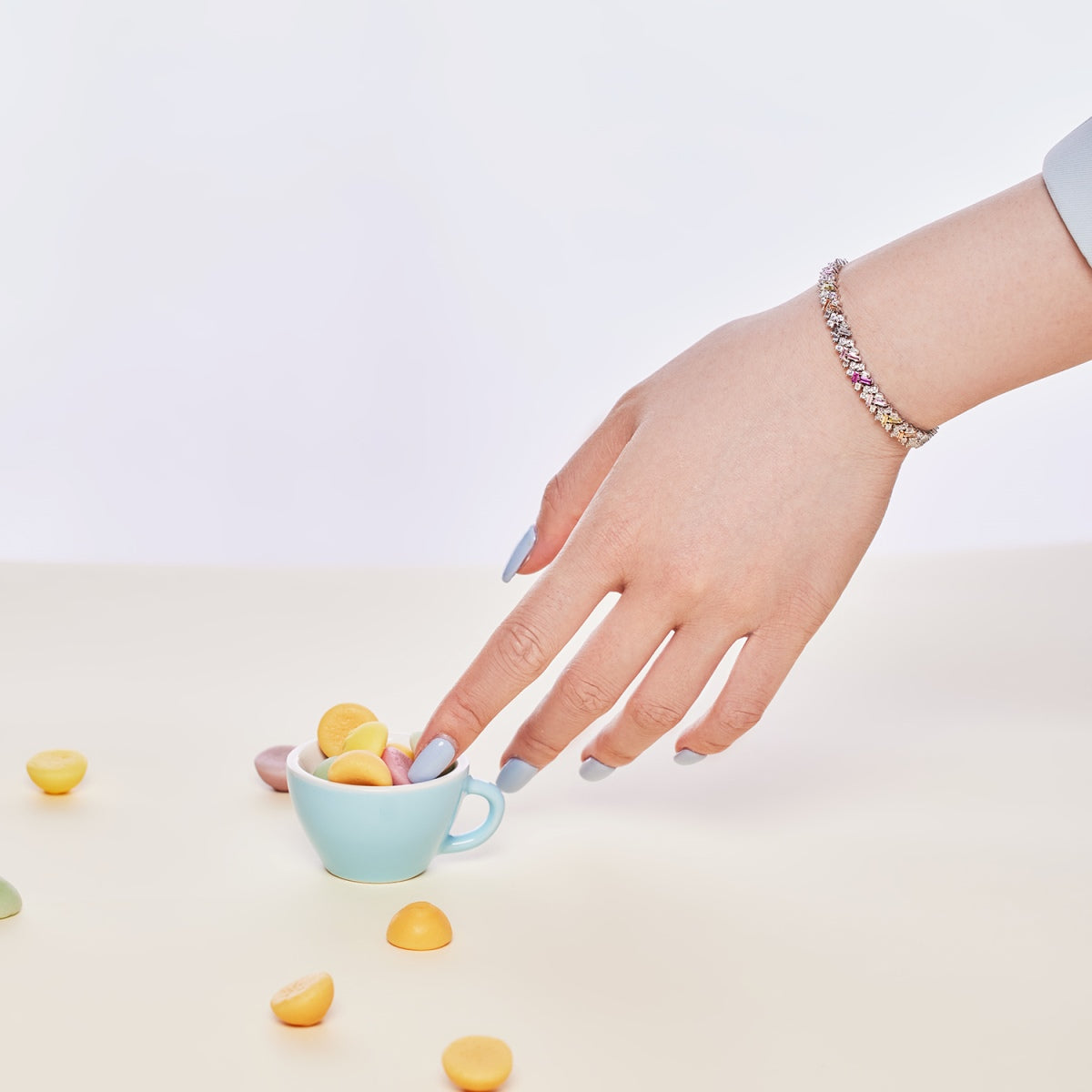 [Limara]Dazzling Unique Multi Shape Daily Bracelet