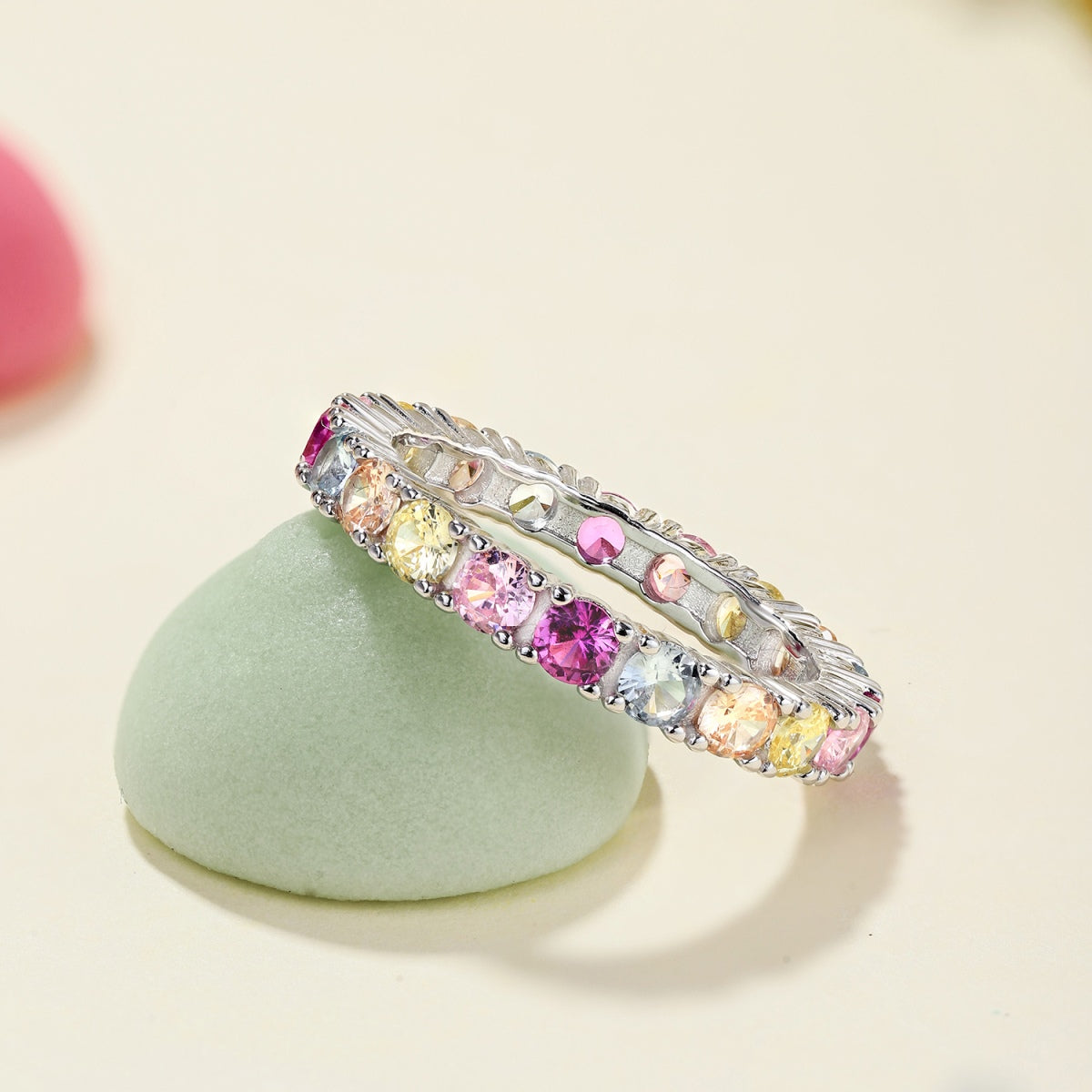 [Limara]Dazzling Lustrous Round Cut Tennis Ring