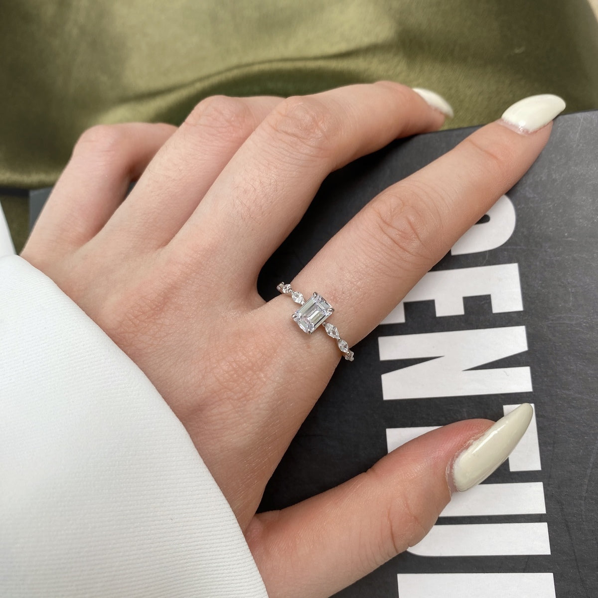 [Limara]1.0 Carat Dainty Resplendent Radiant Cut Daily Ring