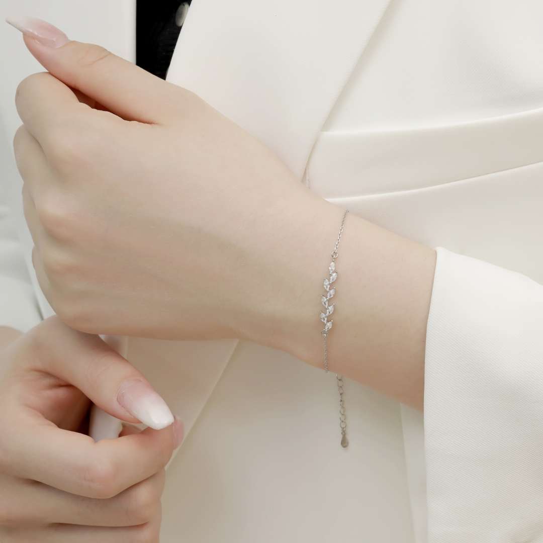[Limara]Elegant Wheat Leaves Shape Bracelet