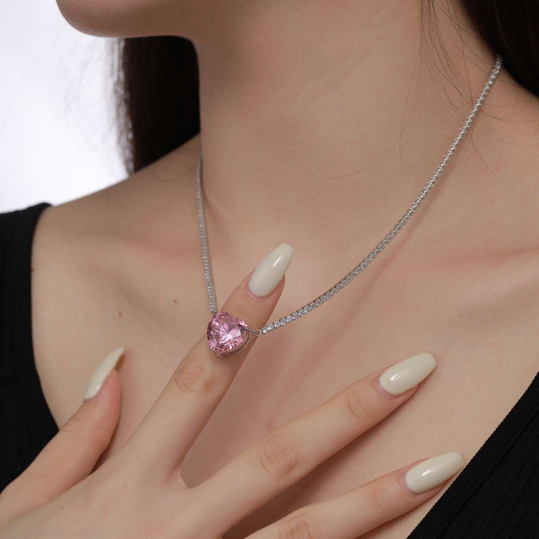 [Limara]8.0 Carat Versatile Colorful Sweet Heart-Shaped Tennis Necklace