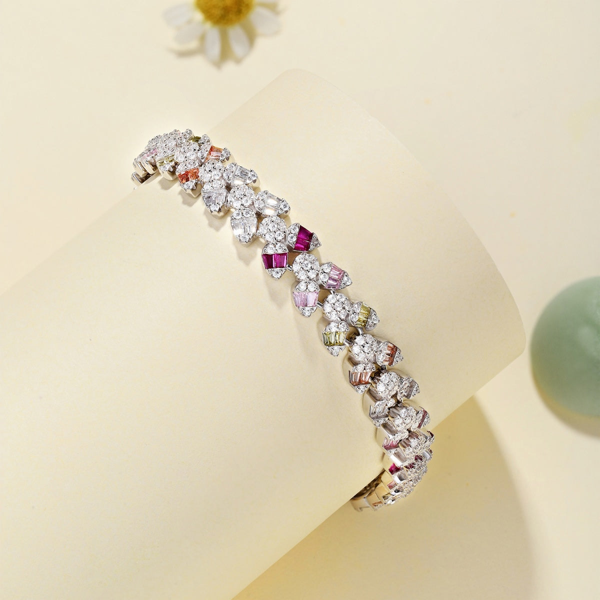 [Limara]Dainty Exquisite Flower Shape Daily Bracelet