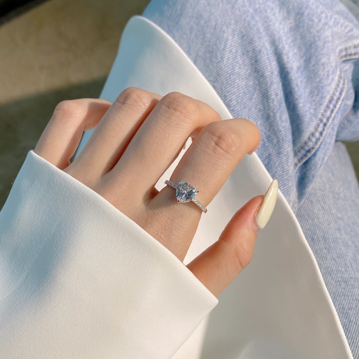 [Limara]2.0 Carat Dazzling Lustrous Heart Cut Lover Ring