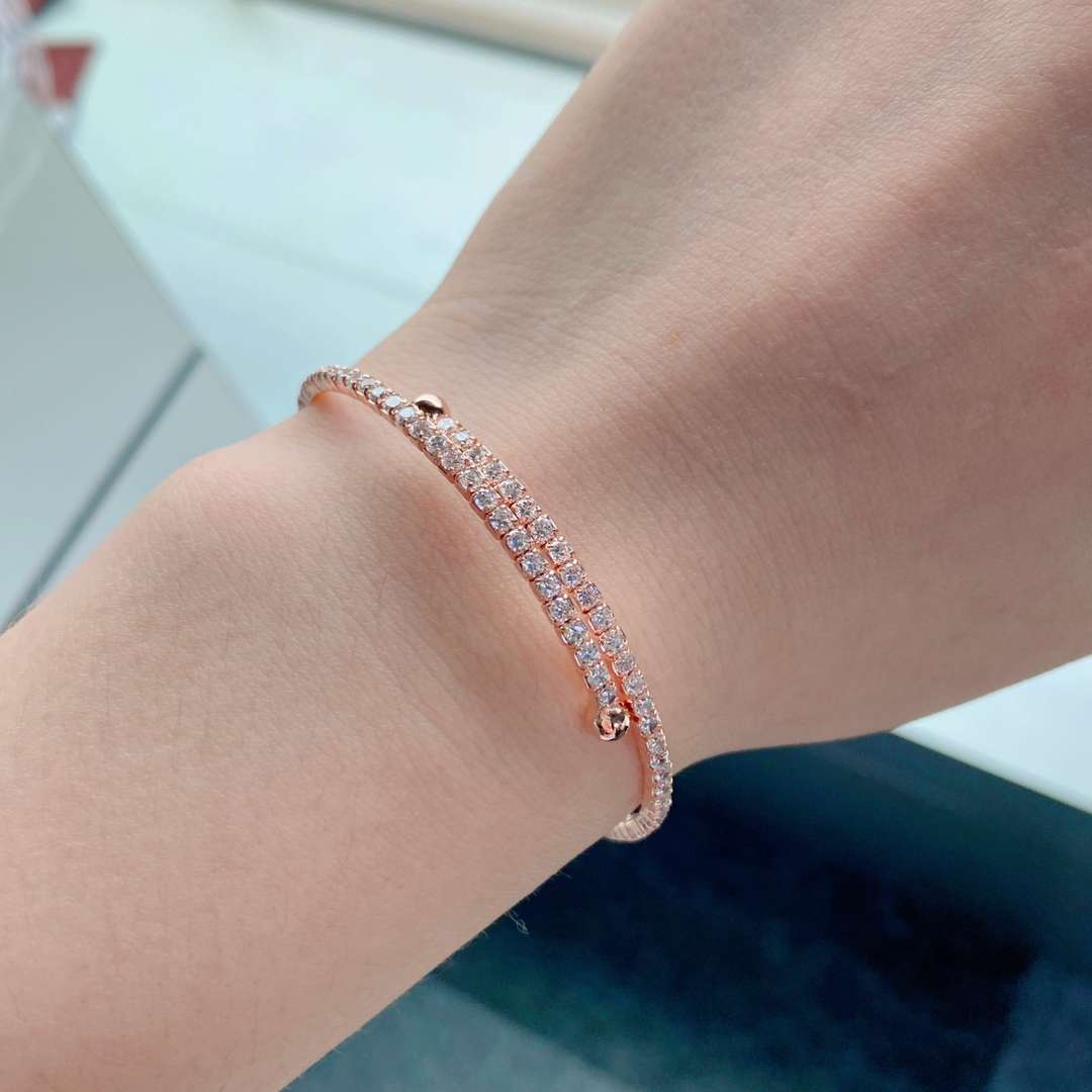 [Limara]Row of Diamonds Round Fashion Bracelet