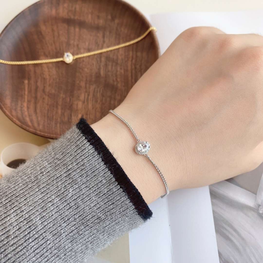 [Limara]Exquisite Oval Shape Bracelet