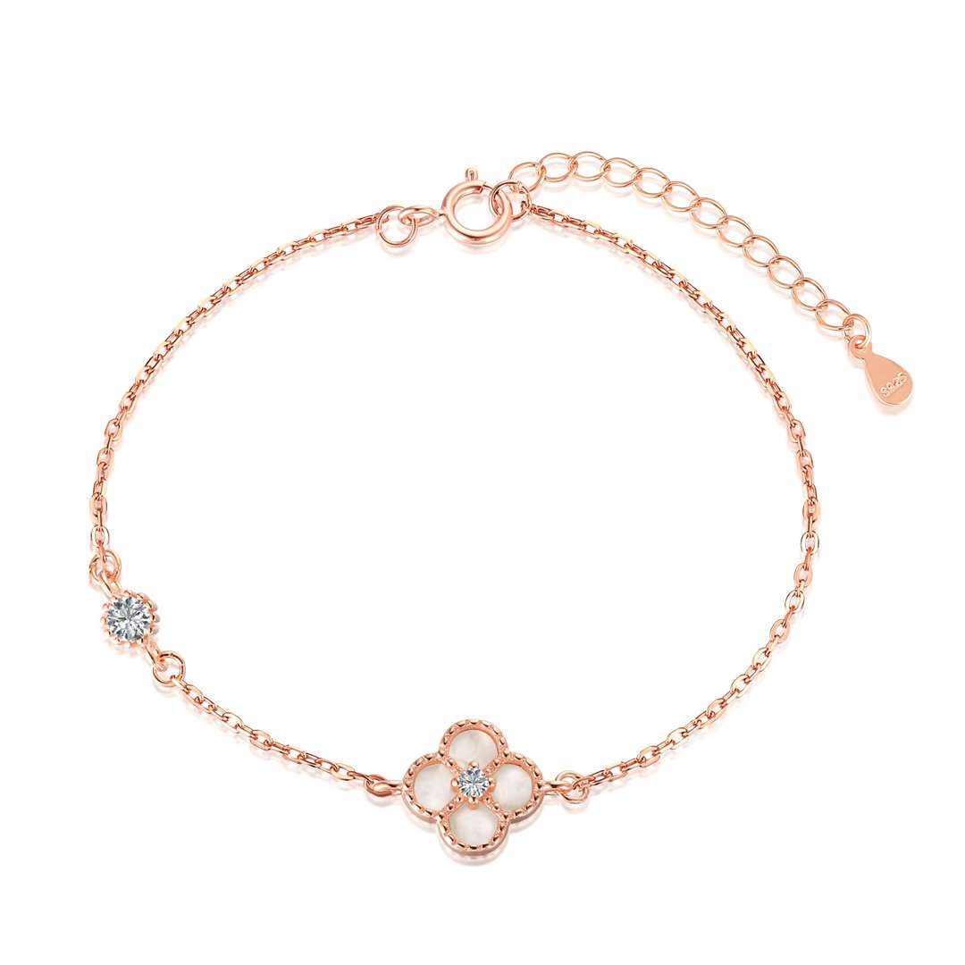 [Limara]Delicate Four Leaf Clover Bracelet