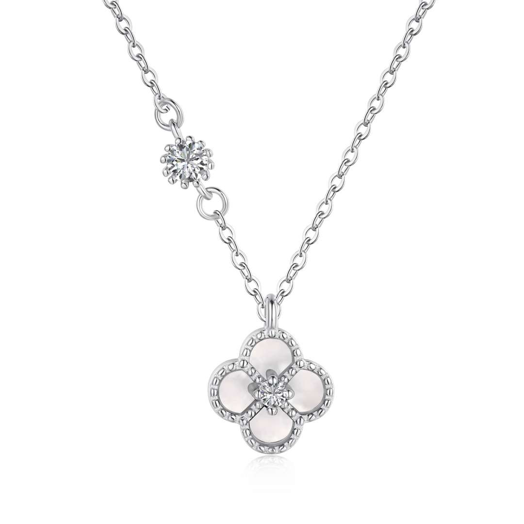 [Limara]Delicate Flower Shape Necklace