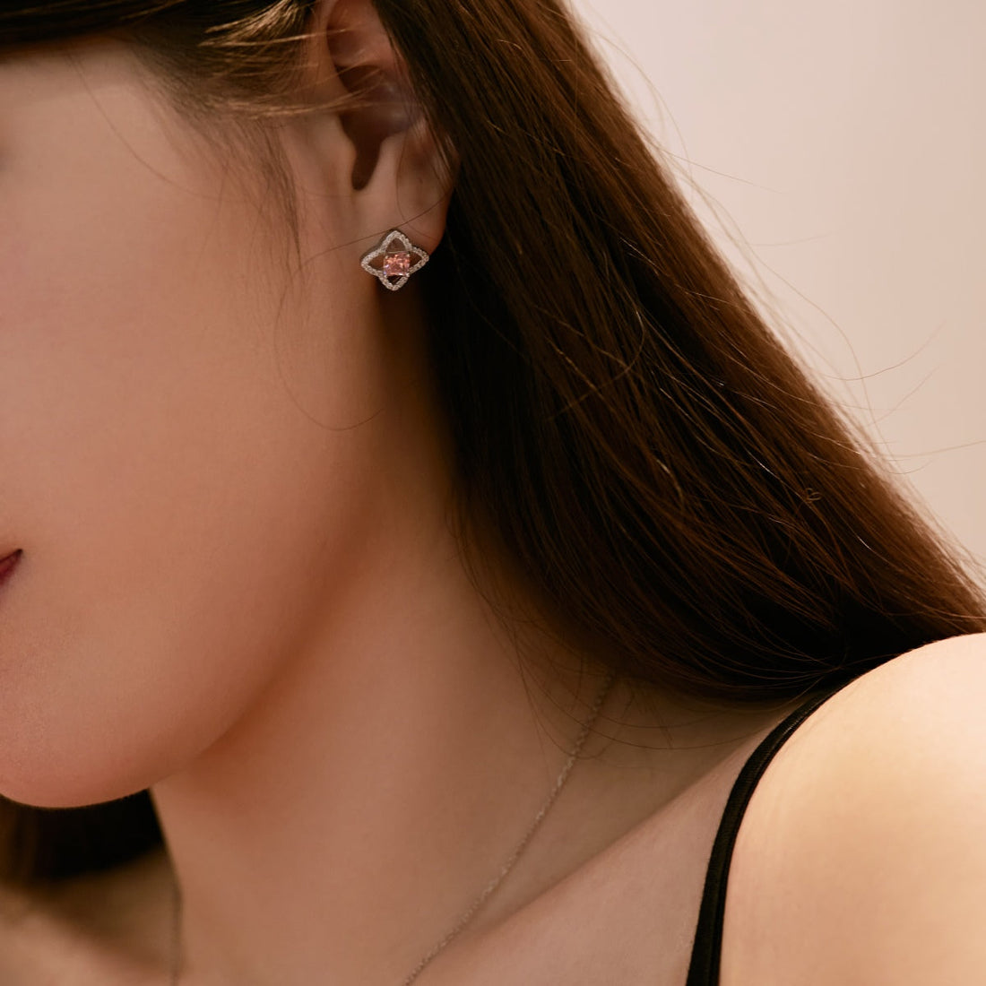 [Limara]Elegant Star Shape Princess Cut Daily Earrings