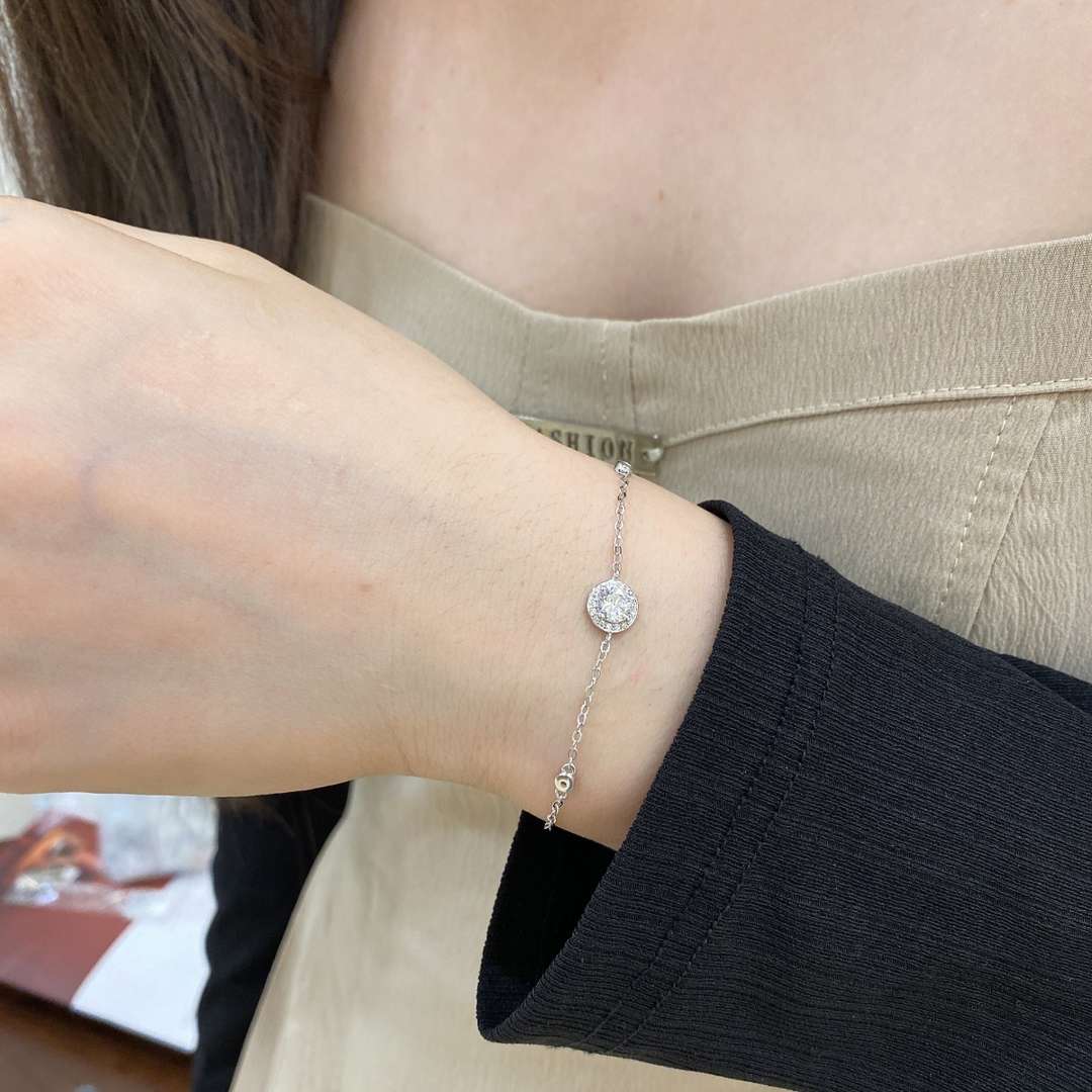 [Limara]Dazzling Round Cut Shape Bracelet