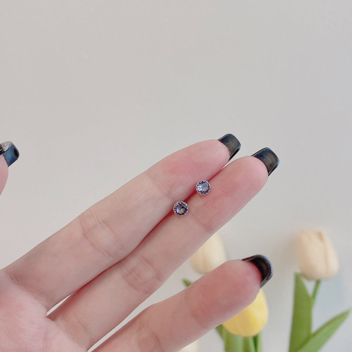 [Limara]Sparkling Colorful Round Shape Earrings