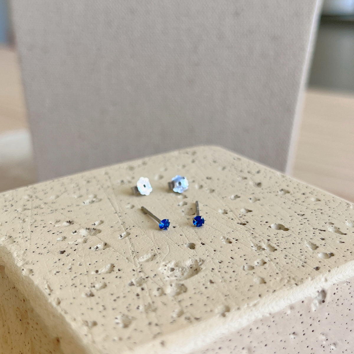 [Limara]Delicate Solitaire Earrings