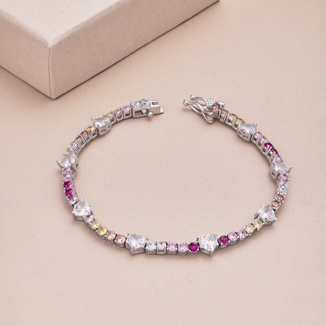[Limara]Romantic Heart Shape Round Cut Lover Bracelet