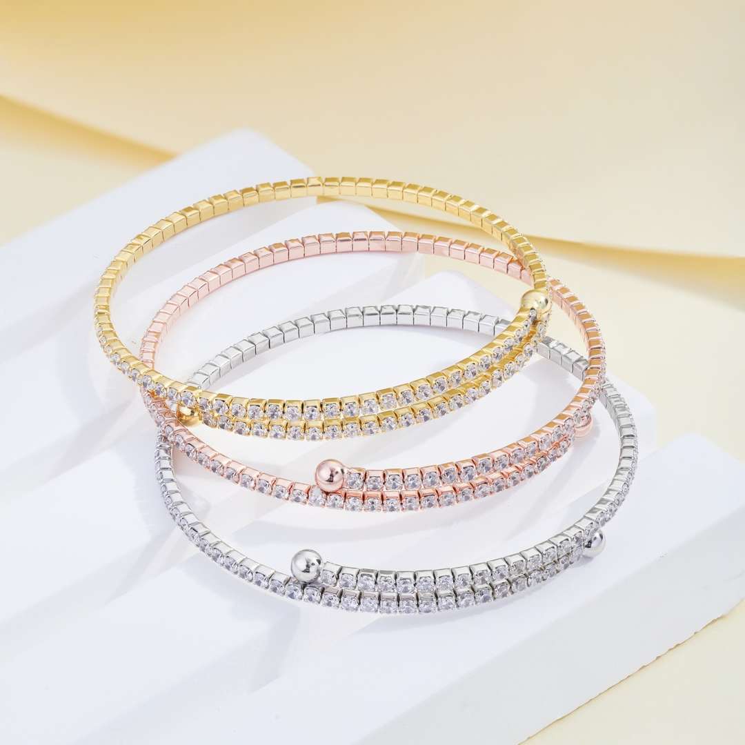 [Limara]Row of Diamonds Round Fashion Bracelet