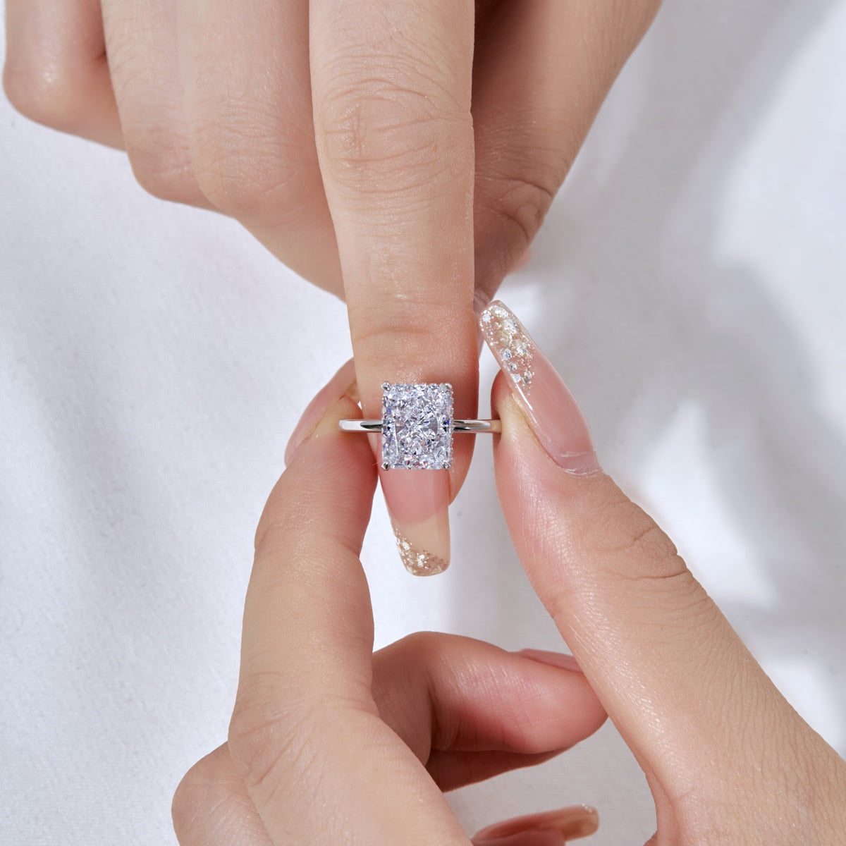 [Limara]4.0 Carat Ornate Enchanting Radiand Cut Banquet Ring
