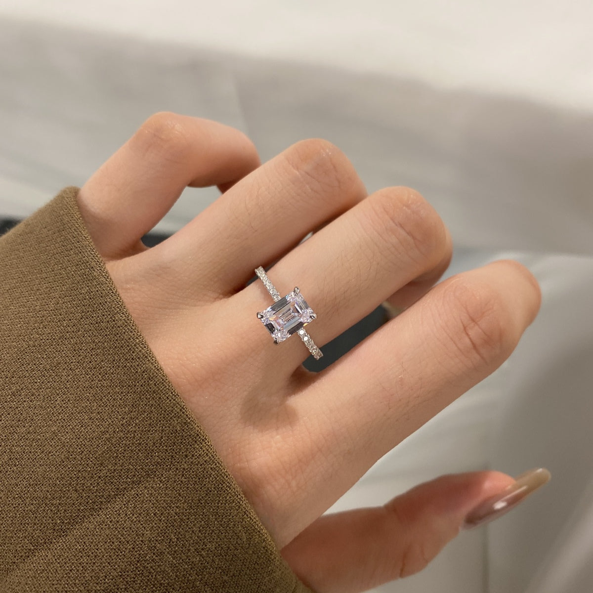 [Limara]2.0 Carat Scintillating Ornate Radiant Cut Party Ring