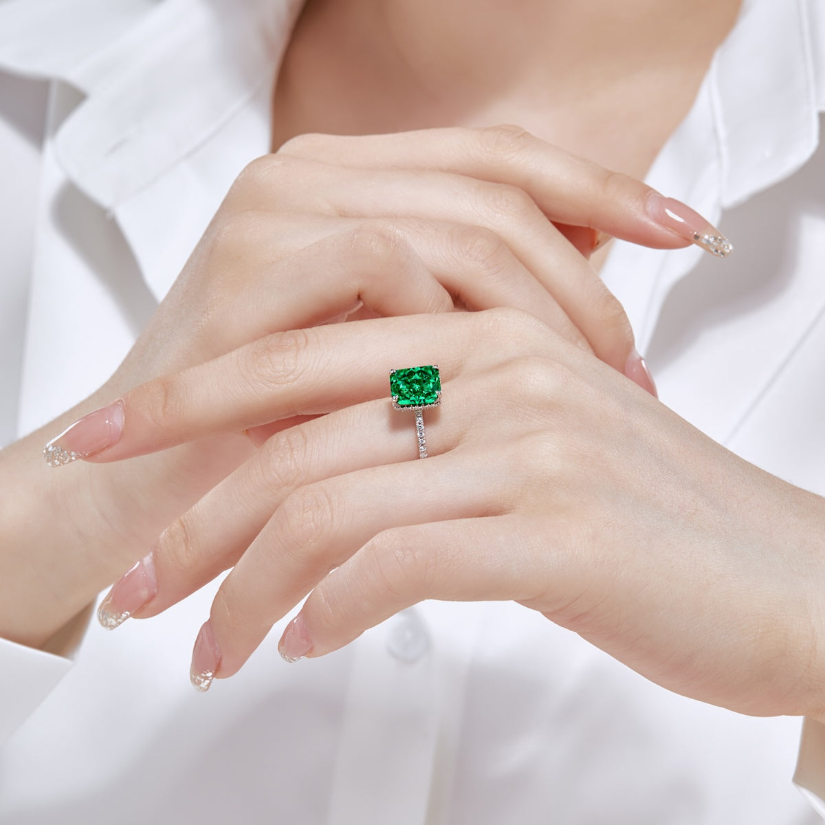 [Limara]4.0 Carat Luxurious Engagement Ring