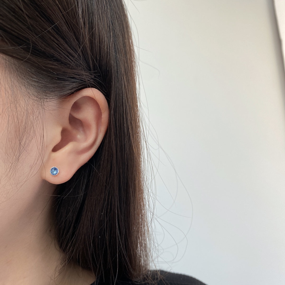 [Limara]Sparkling Colorful Round Shape Earrings