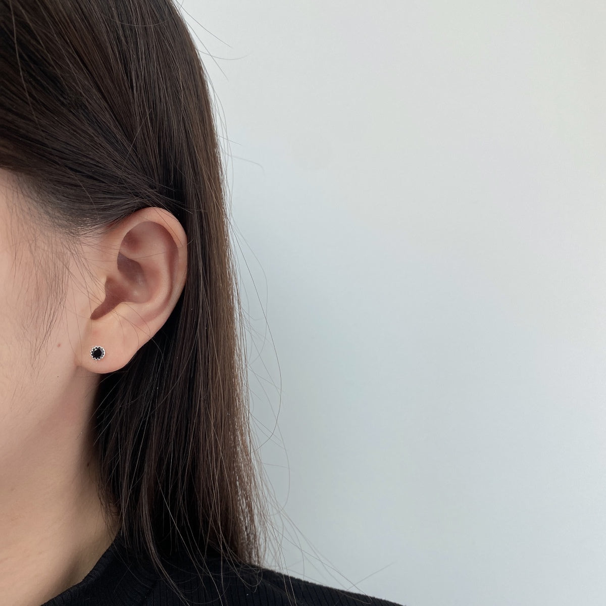 [Limara]Sparkling Colorful Round Shape Earrings