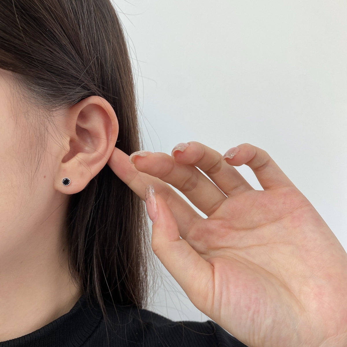 [Limara]Sparkling Colorful Round Shape Earrings