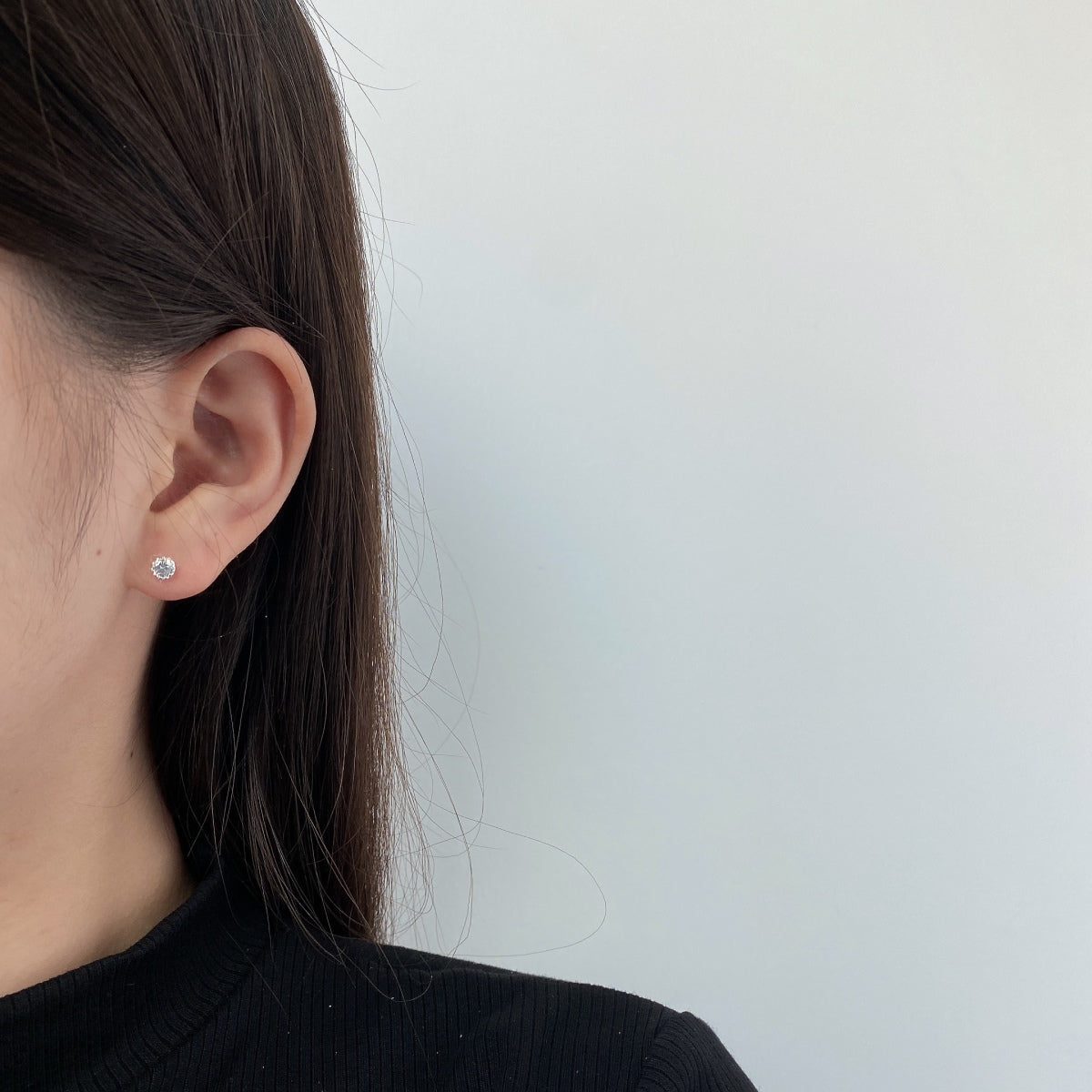 [Limara]Sparkling Colorful Round Shape Earrings