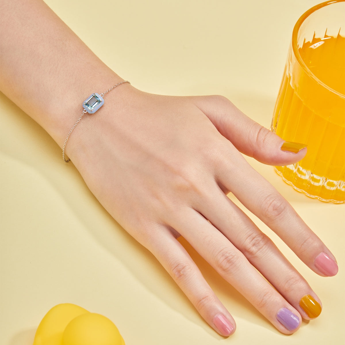 [Limara]2.0 Carat Sparkling Colorful Emerald Cut Daily Bracelet