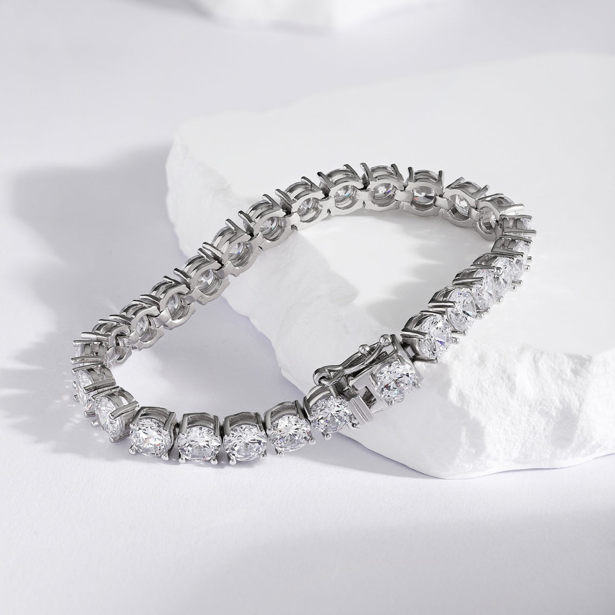 [Limara]0.75 Carat Dazzling Round Cut Wedding Bracelet