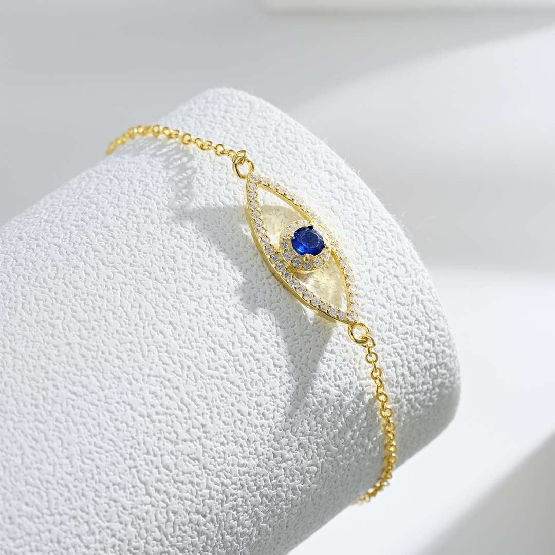 [Limara]Devil's Eye Hollow Design Bracelet