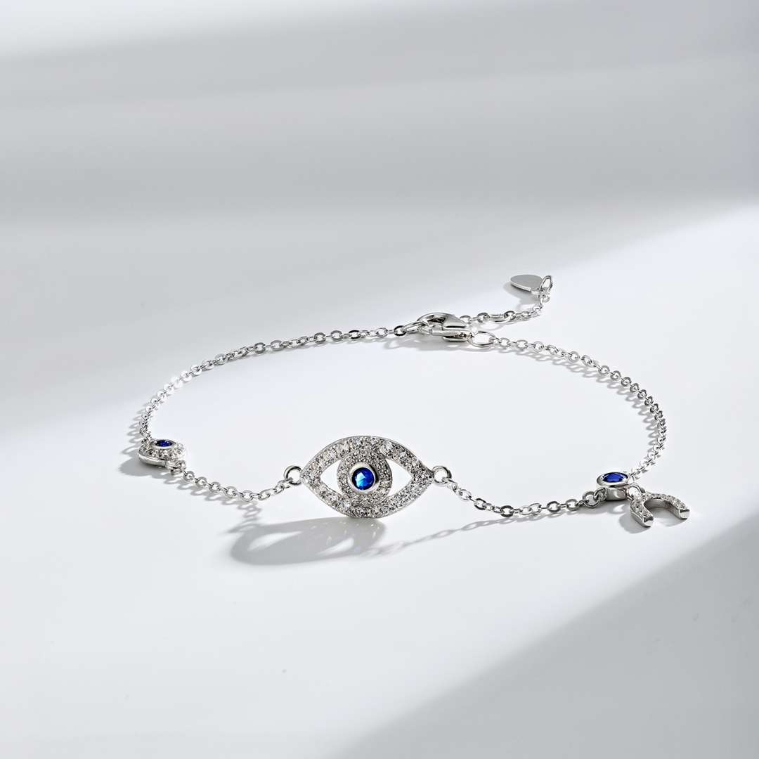 [Limara]Dainty Eye Shape Necklace