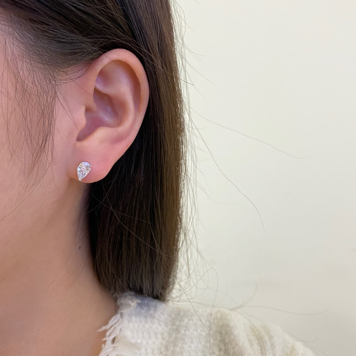 [Limara]Ornate Water Drop Shape Earrings