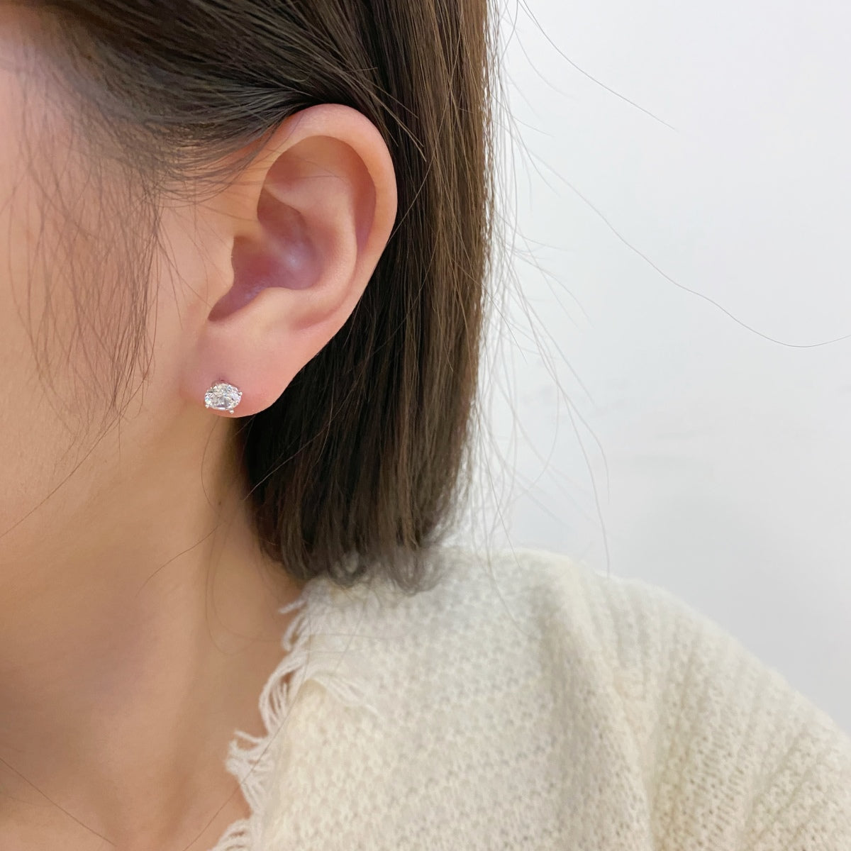 [Limara]Unique Round Shape Earrings