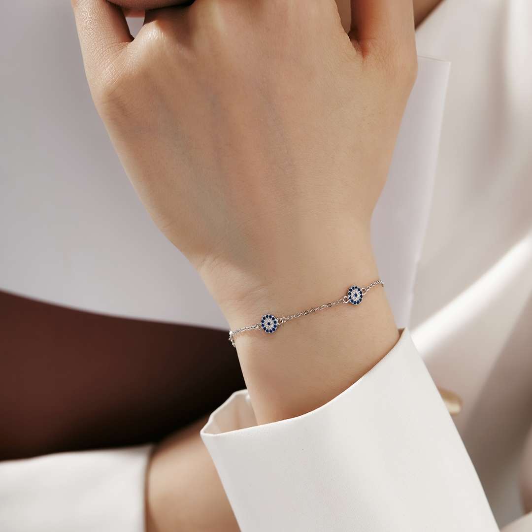 [Limara]Delicate Round Shape Pendent Necklace