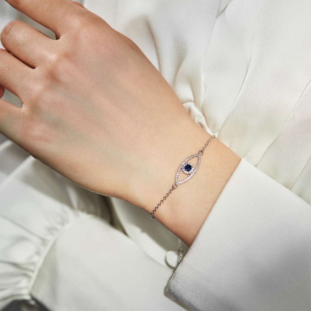[Limara]Devil's Eye Hollow Design Bracelet