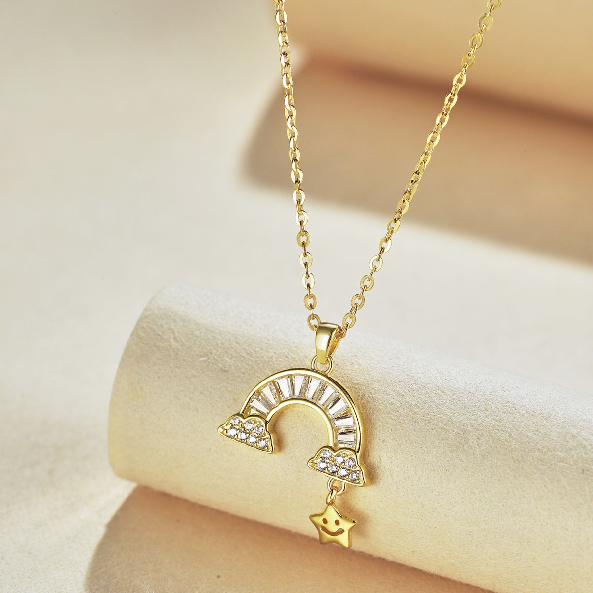 [Limara]Unique Rainbow Star Necklace