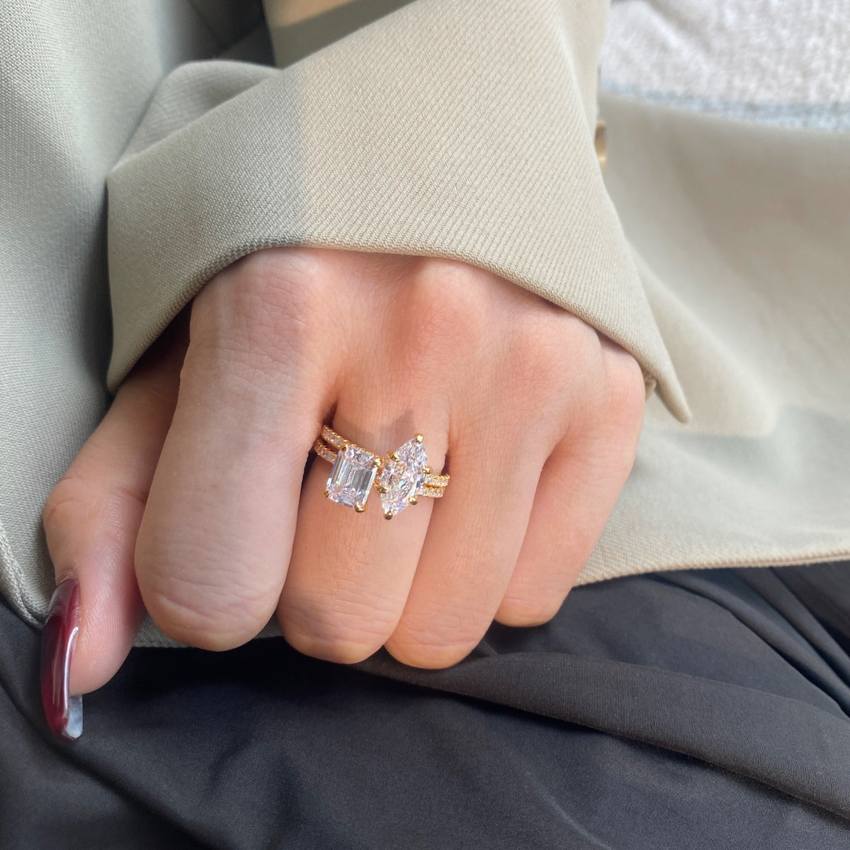[Limara]2.0 Carat Scintillating Ornate Radiant Cut Party Ring
