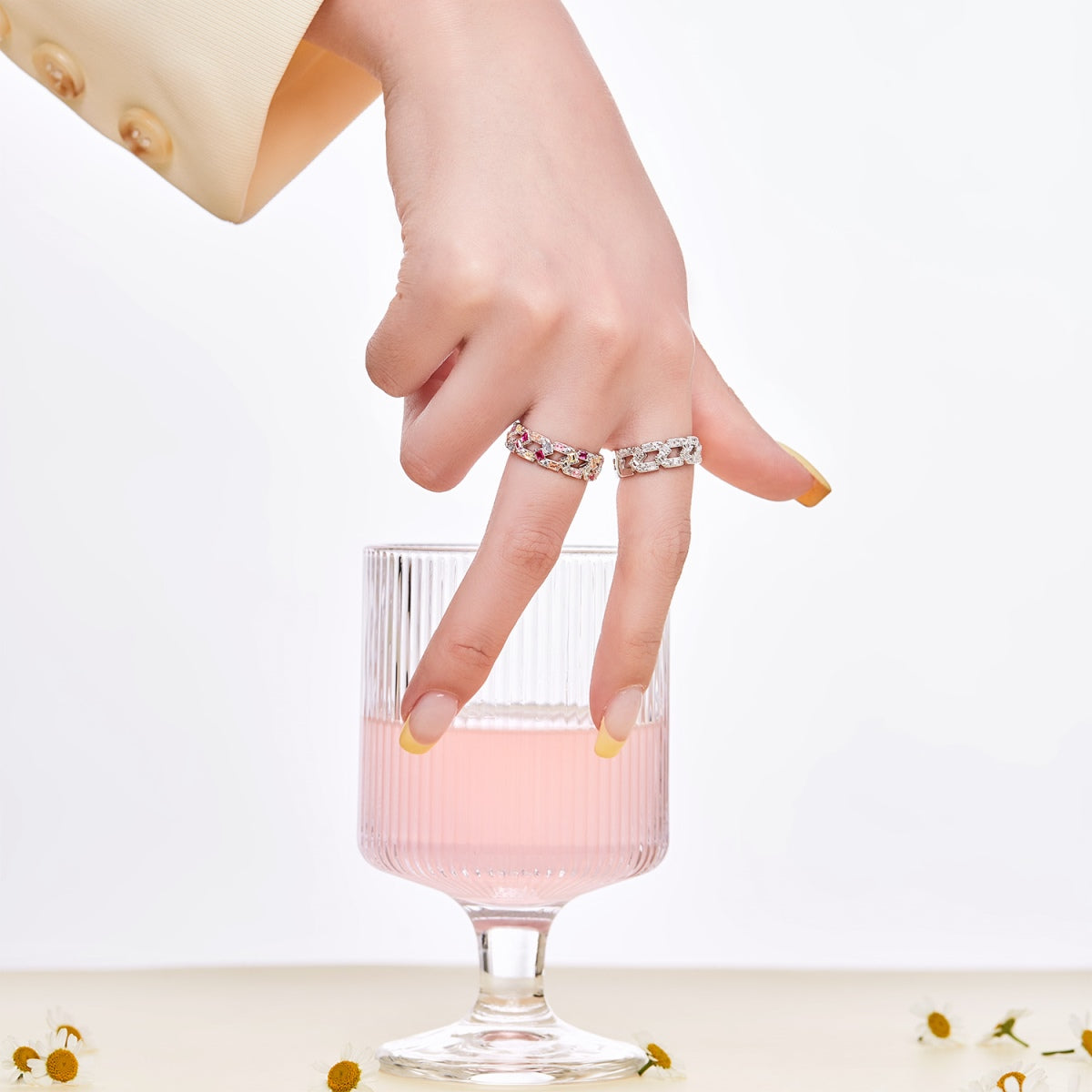 [Limara]Sparkling Vibrant Emerald Cut Daily Ring